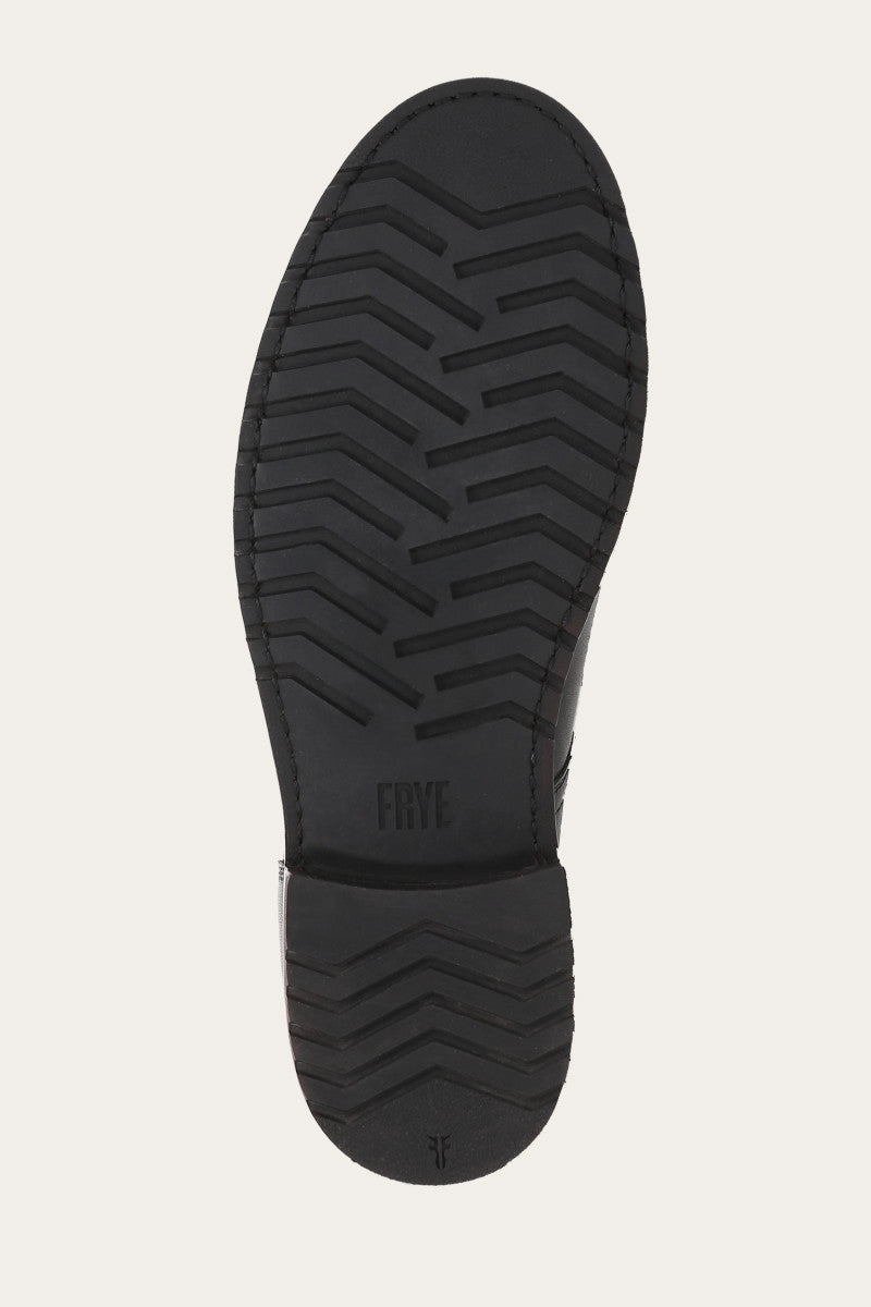 Barrett Lace Up