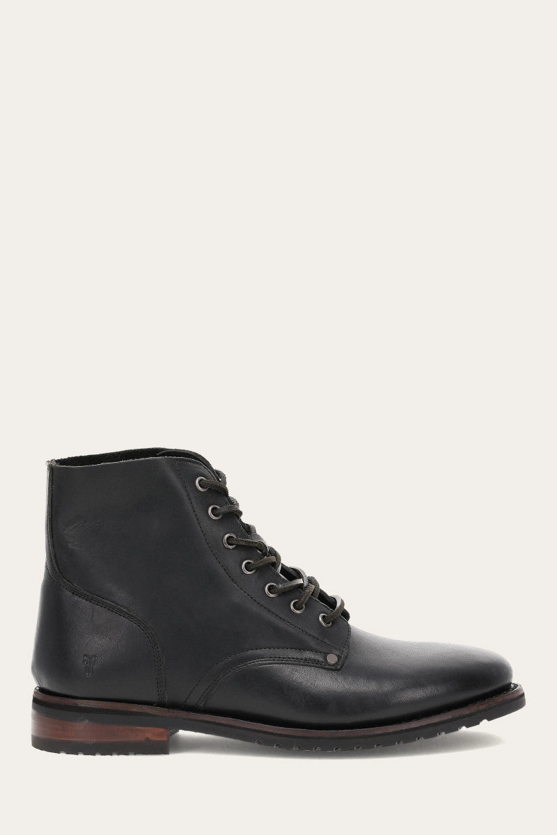 Barrett Lace Up