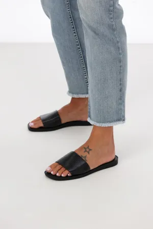 Cherry Lane Athena Slide Black