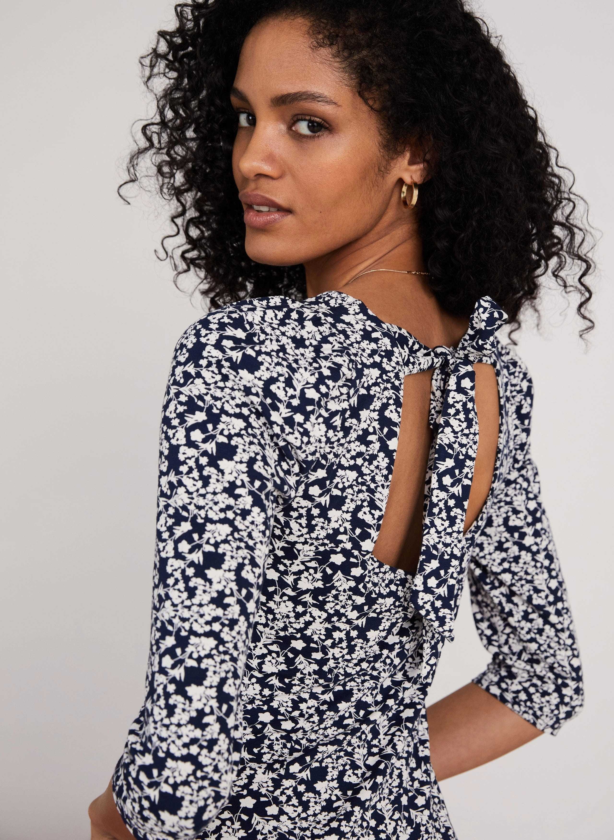 Jaylene Dress with LENZING™ ECOVERO™ | Indigo Foliage