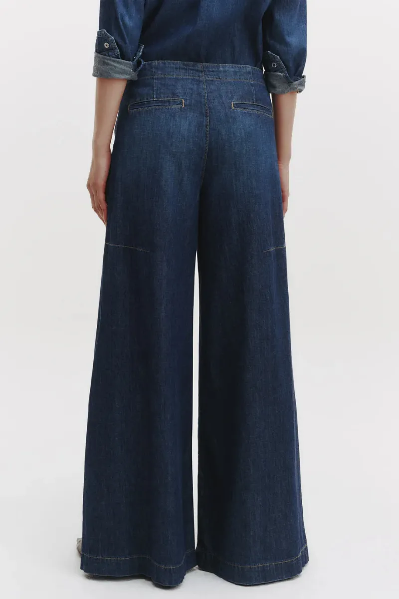 Lulu Jean