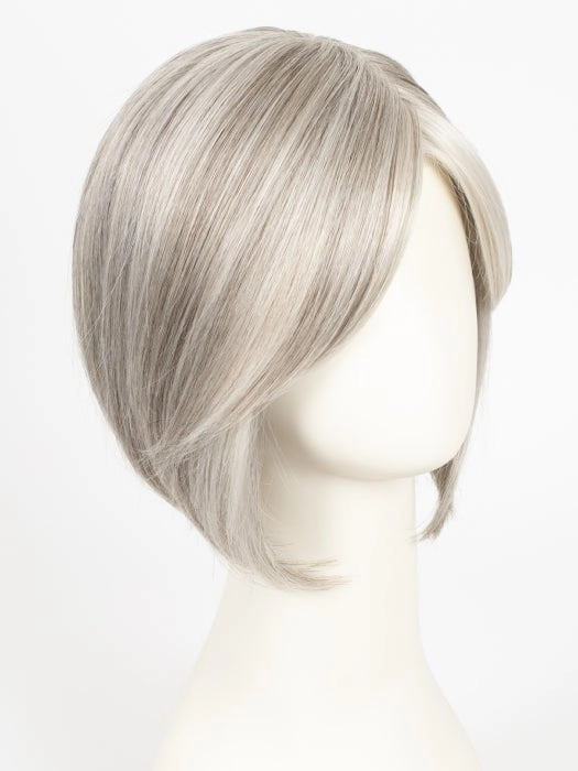 Made You Look | Petite/Average | Synthetic Lace Front Wig (Hand-Tied)