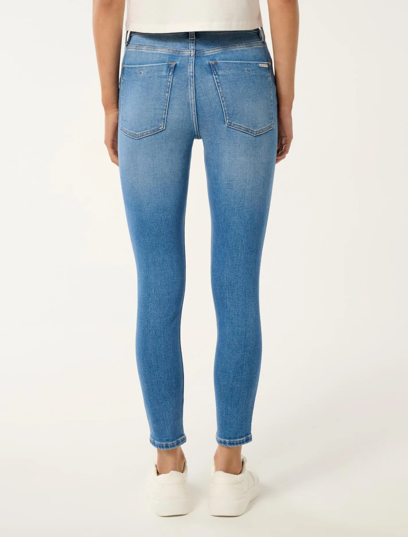 Nala Mid-Rise Skinny Jeans
