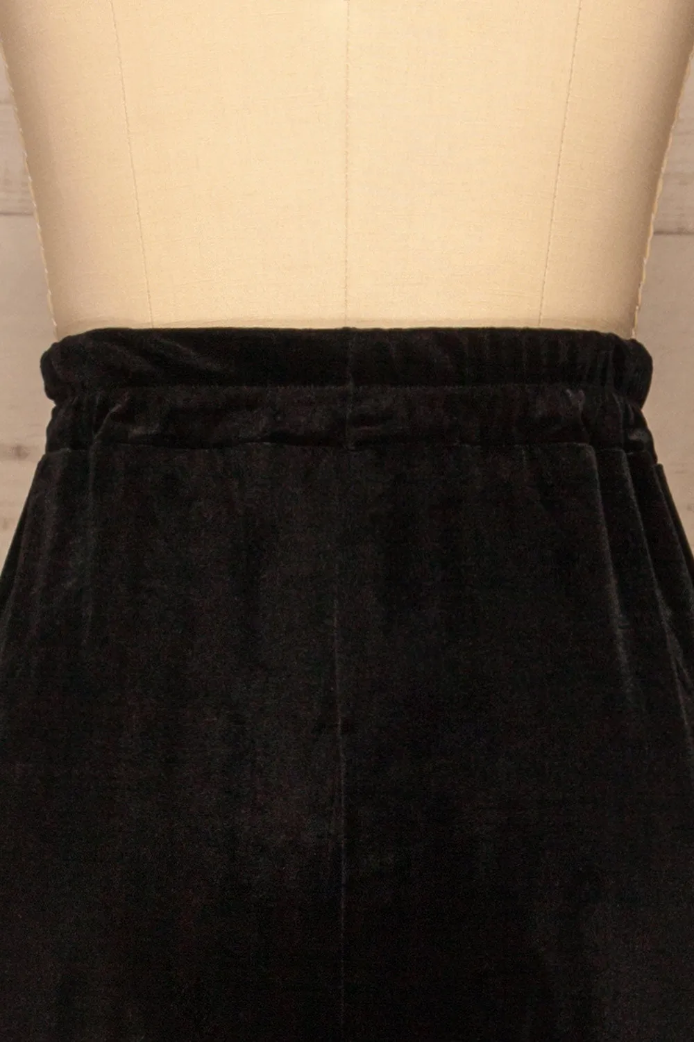 Ostroleka | Black Velvet Pants