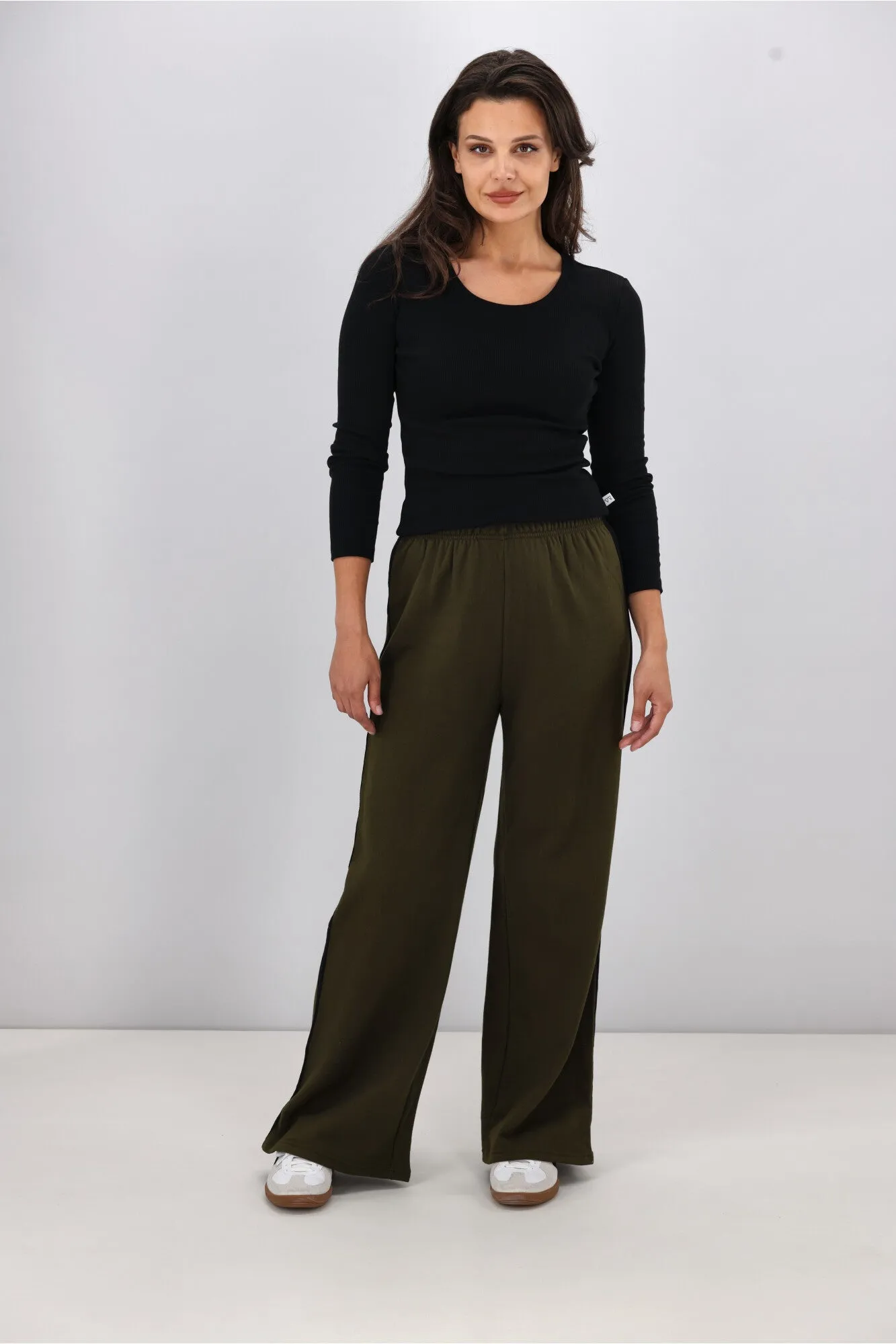Shine On Essentials Panel Track Pant Olive