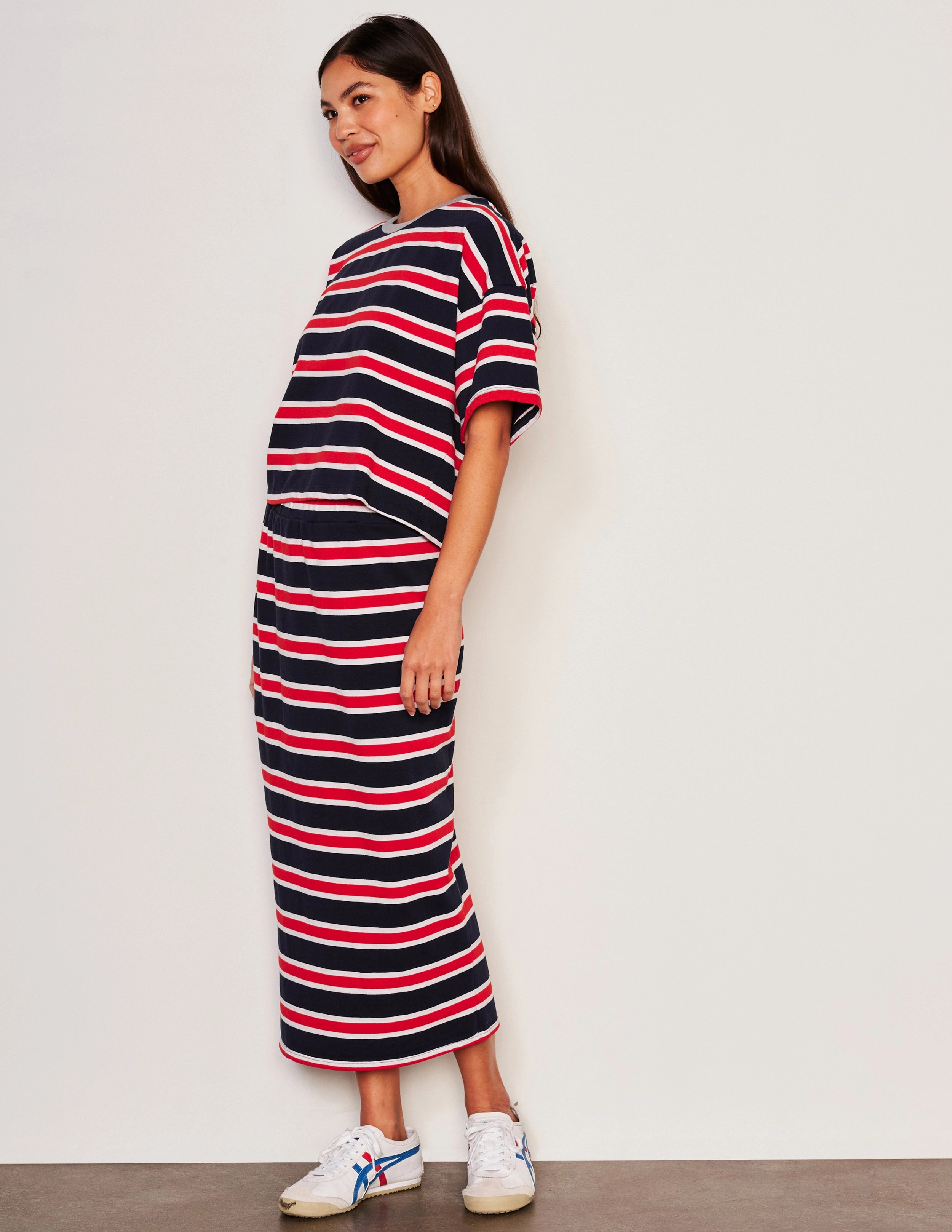 Sundry Crop Crew Neck Tee & Midi Side Slit Skirt Set Redin Flare Red