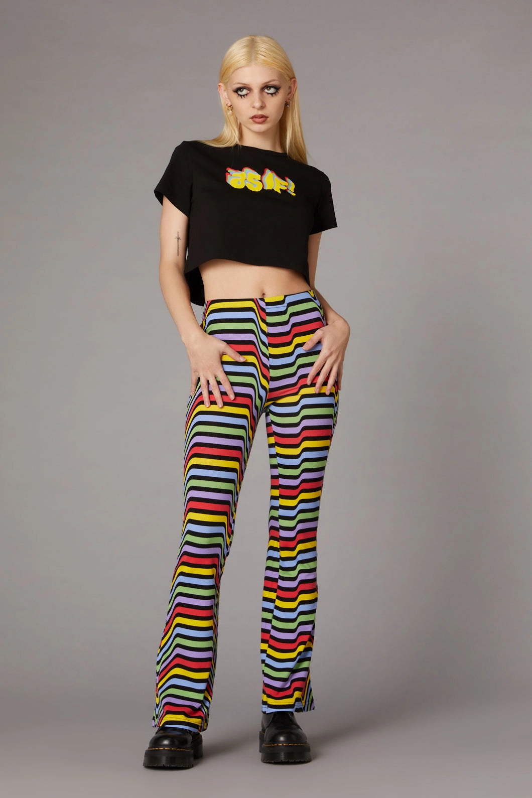 Warped Print Flare Pant